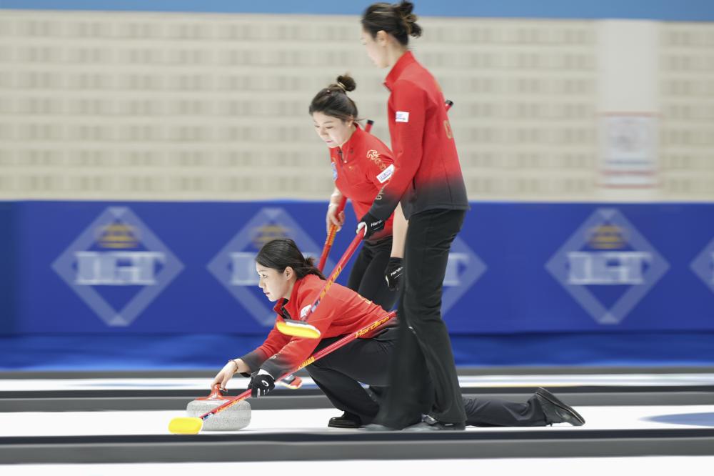 世联赛：日本女排升第3，中国女排跌至第7，意大利豪取十连胜